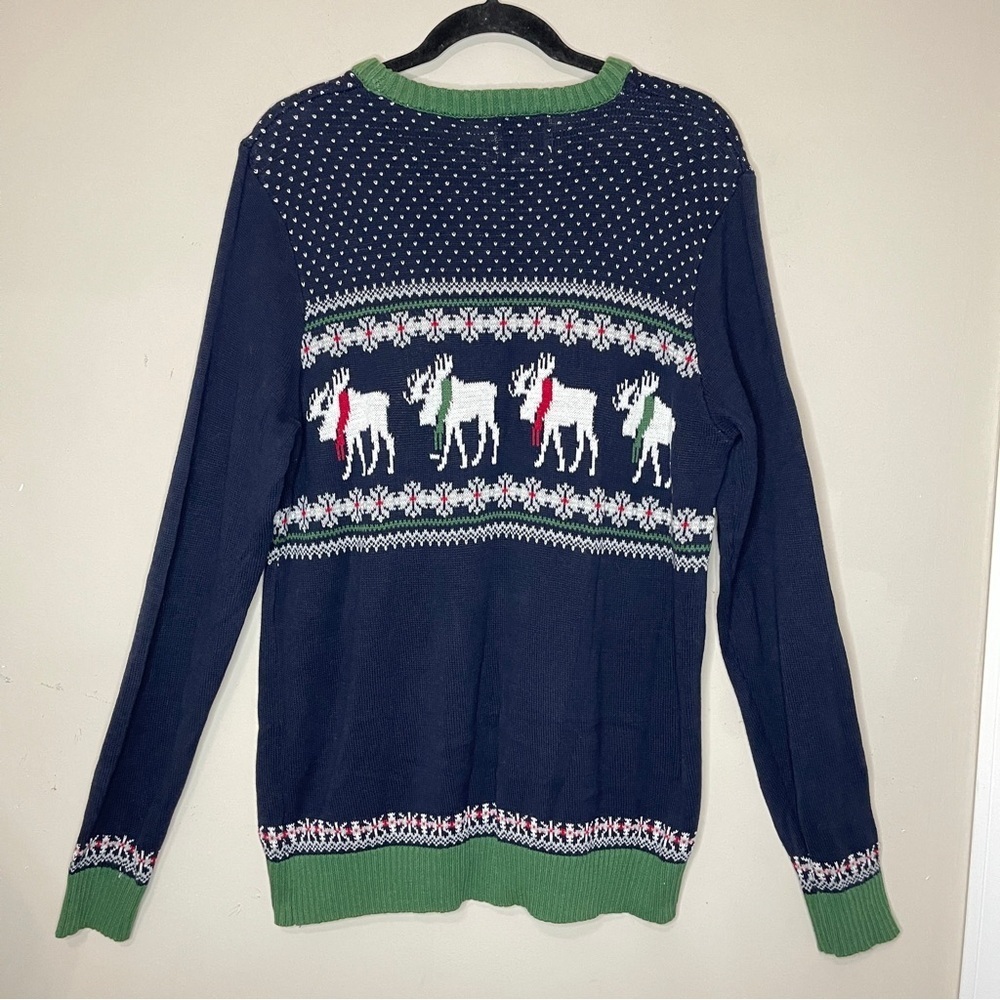 ASPEN Men’s Reindeer Fair Isle Holiday Sweater in Navy Blue - Picture 4 of 9